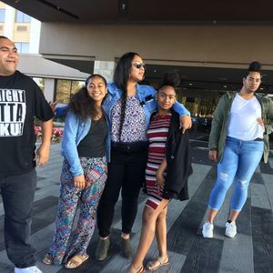 Meet your Posher, Nofo lolohea